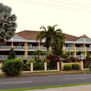 Waterfront Terraces **** Cairns